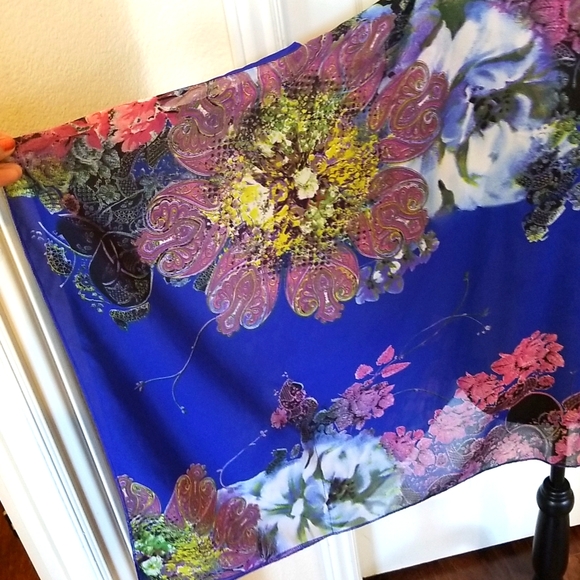 Kimono Sleeve Sheer Top Flowers - Picture 5 of 7